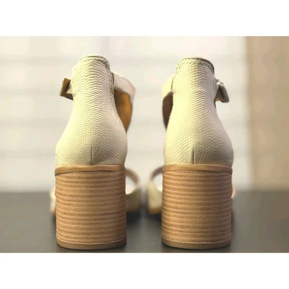 Lucky Brand Womens LEATHER Caged Strappy Sandals Sz 9 M Vanilla Salt Bone White - Picture 10 of 15